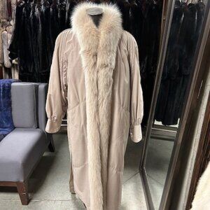 CREAM SHELL WITH FOX TUXEDO & SHEARED INTERIOR  - WAS 2500- NOW $795 -SIZE XL